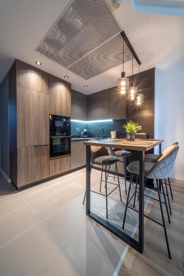 Apartment Sunrise Sky Lux Apartment, 33rd Floor, Pool And Fitness Included Skopje