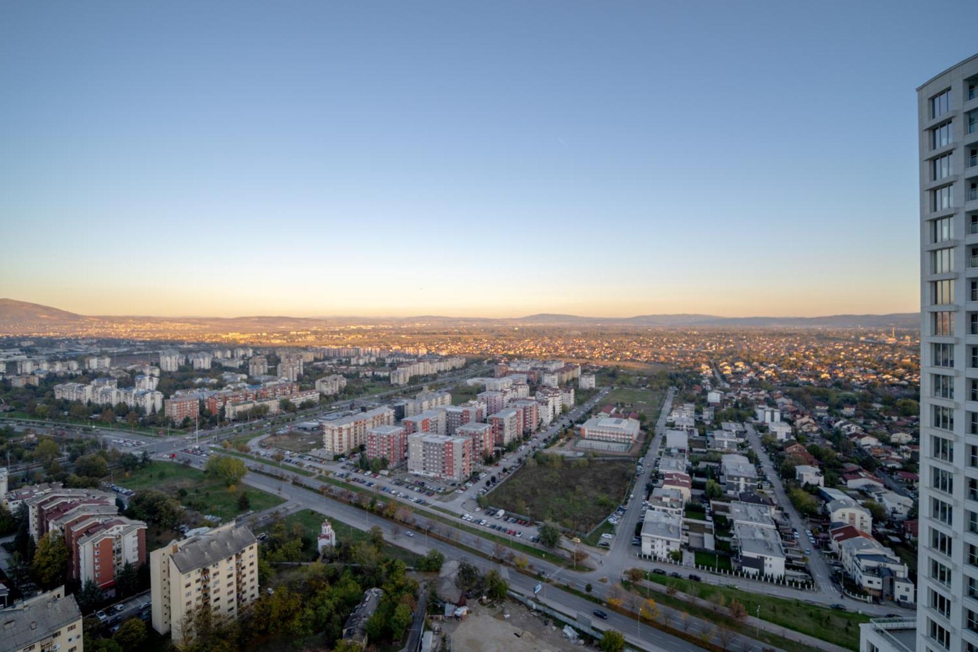 Sunrise Sky Lux Apartment, 33rd Floor, Pool And Fitness Included Apartment Skopje